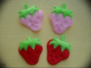 50 Pink & Red Strawberry Felt Applique  Rhinestone Craft Ribbon Lace Trim Embroidery Applique Fabric Grosgrain Delicate DIY Art Craft Supply for Scrapbooking Gift Wrapping Sewing Cute H89