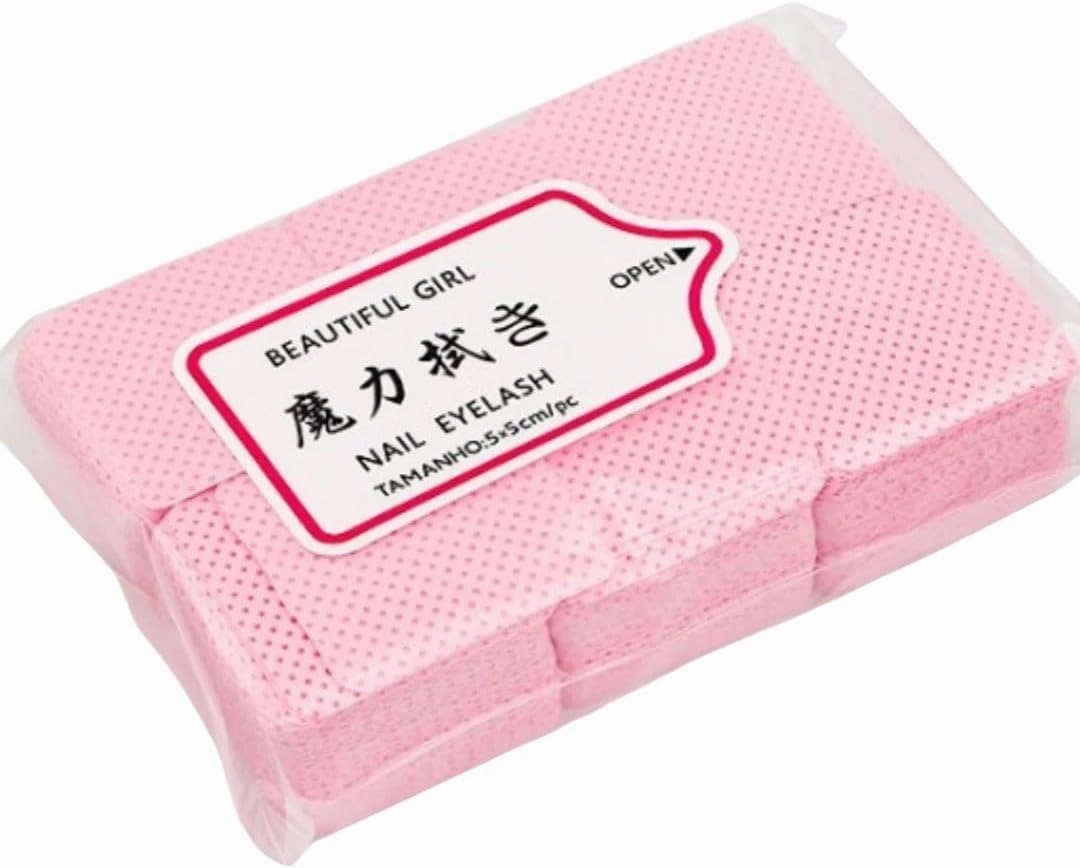 600Pcs Lint Free Nail Wipes for Gel Polish Remover and Eyelash Glue Cleanup – Soft Cotton Square Pads for Manicure Cleaning Tools – Pink Disposable Wipes for Nail Art and Beauty Care