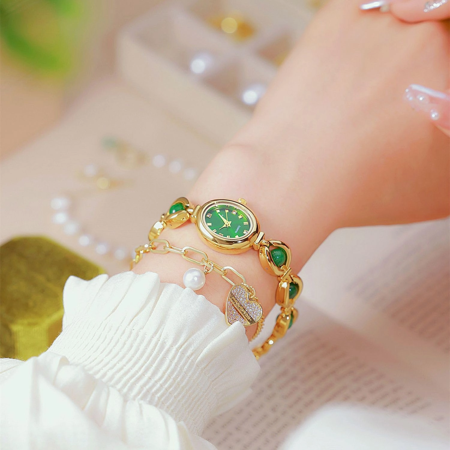 ADSBIAOYE Elegant Pearl Women's Dress Watch Fashion Oval dial Gift Women's Waterproof Watch