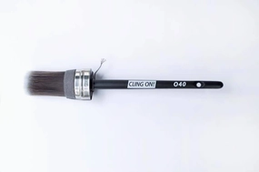 Cling On! Medium Oval Brush O45