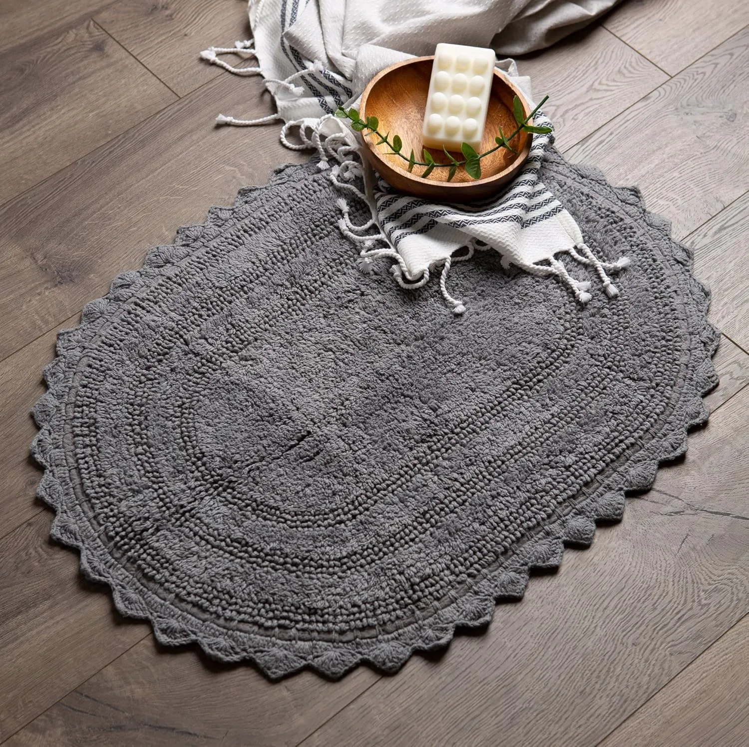 DII Crochet Collection Reversible Bath Mat, Large Oval, 21x34, Gray