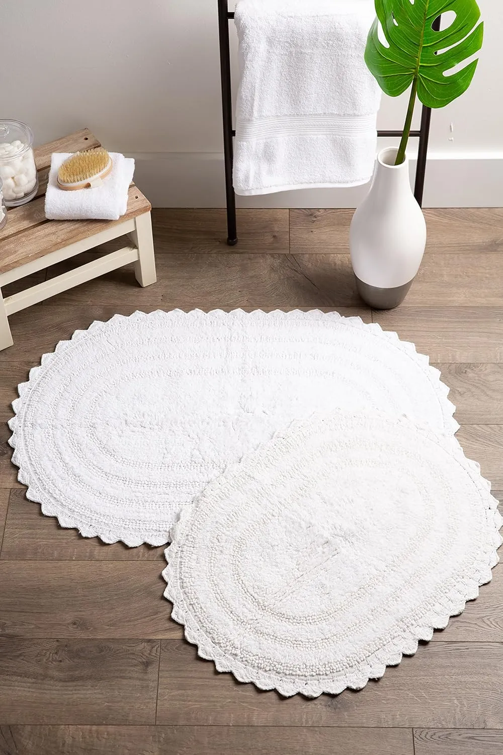 DII Crochet Collection Reversible Bath Mat, Large Oval, 21x34, White