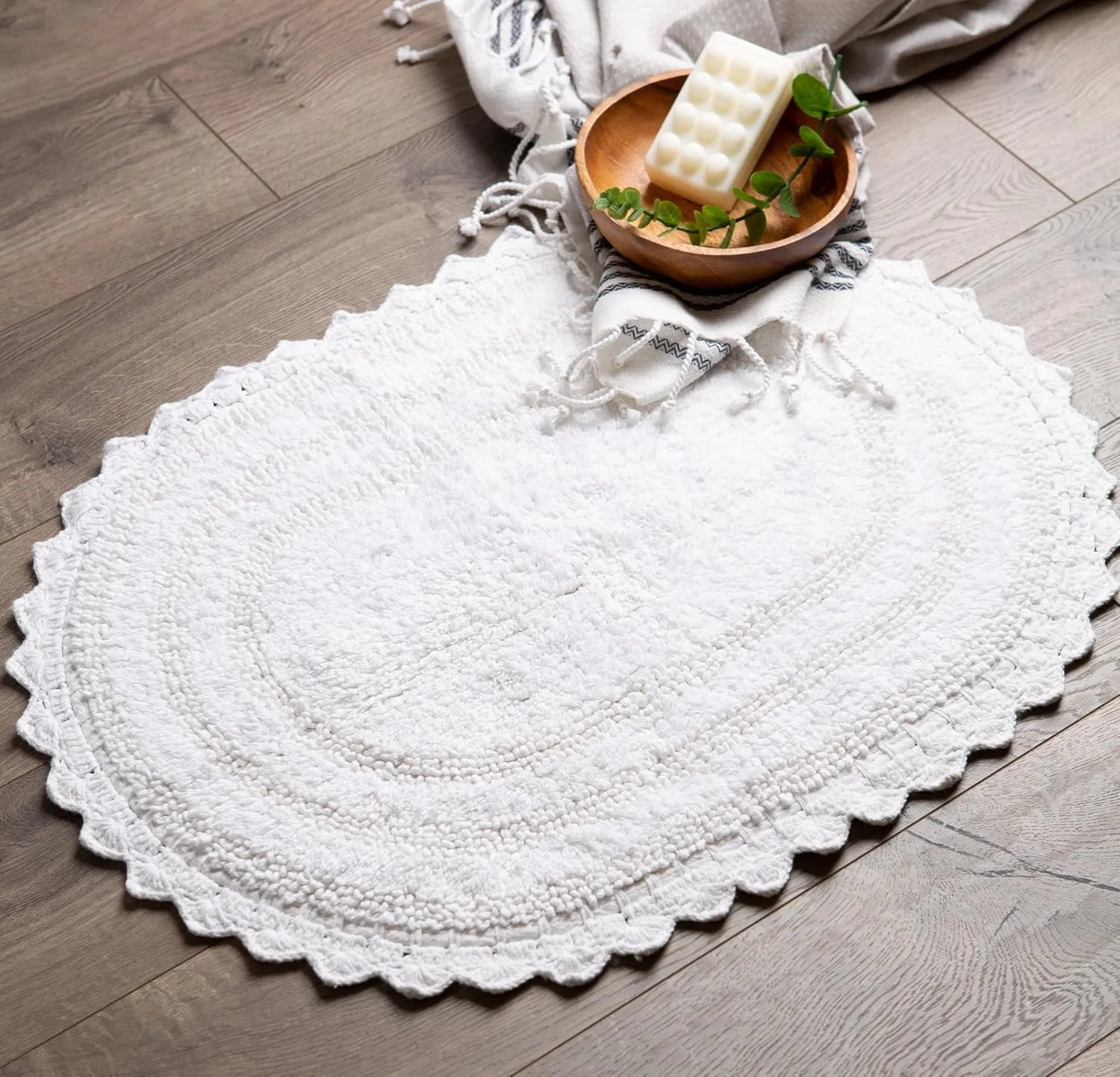 DII Crochet Collection Reversible Bath Mat, Large Oval, 21x34, White
