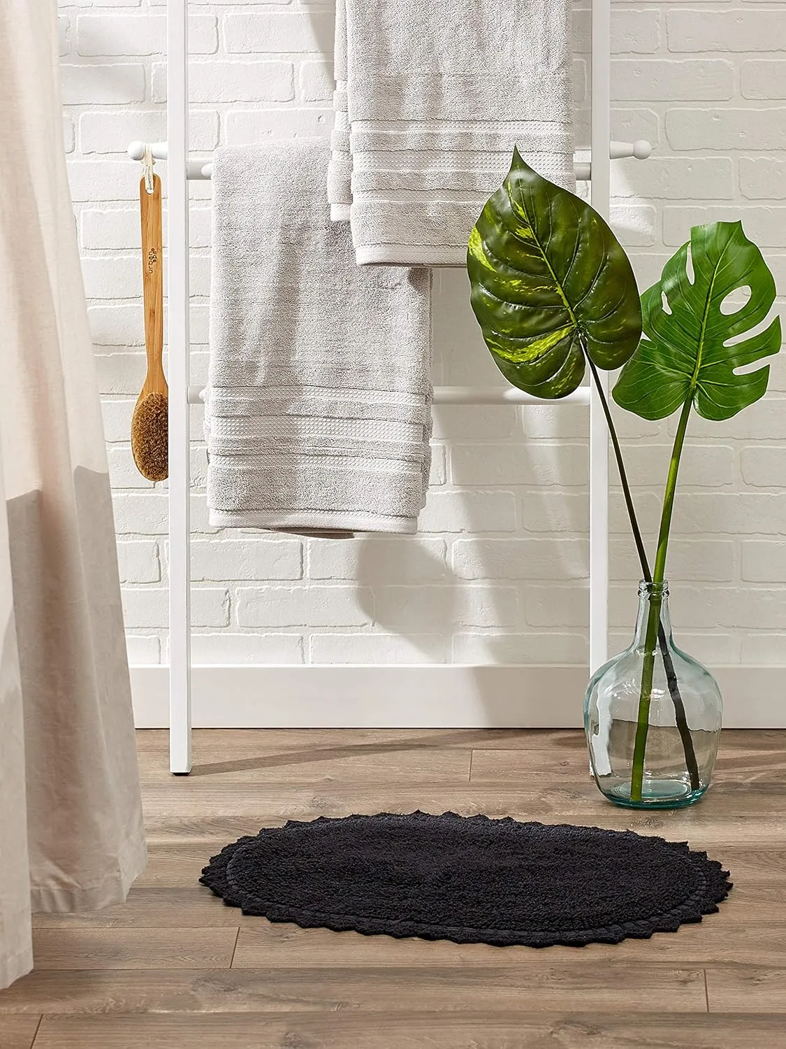 DII Crochet Collection Reversible Bath Mat, Small Oval, 17x24, Black