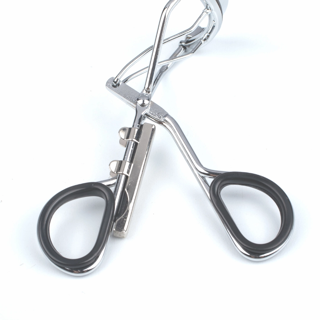 Eyelash Curler with Non-slip Handle – Silver (GB-3026)