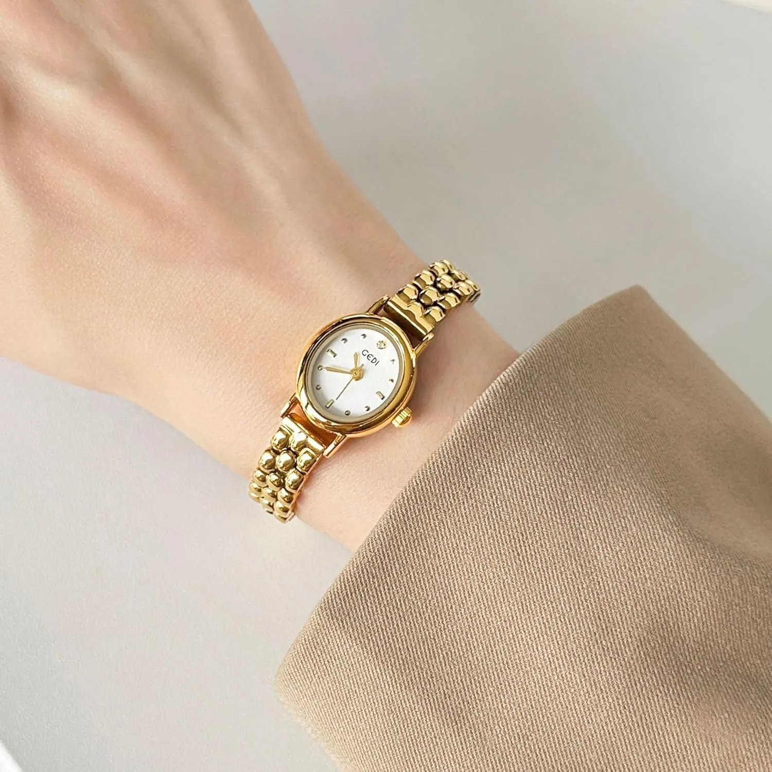 FANMIS Vintage Small Golden Bracelet Women’s Watches Dainty Minimalism Oval Dress Bangle Watch Easy to Read Waterproof Wristwatch,Adjustable Stainless Steel & Expansion Band