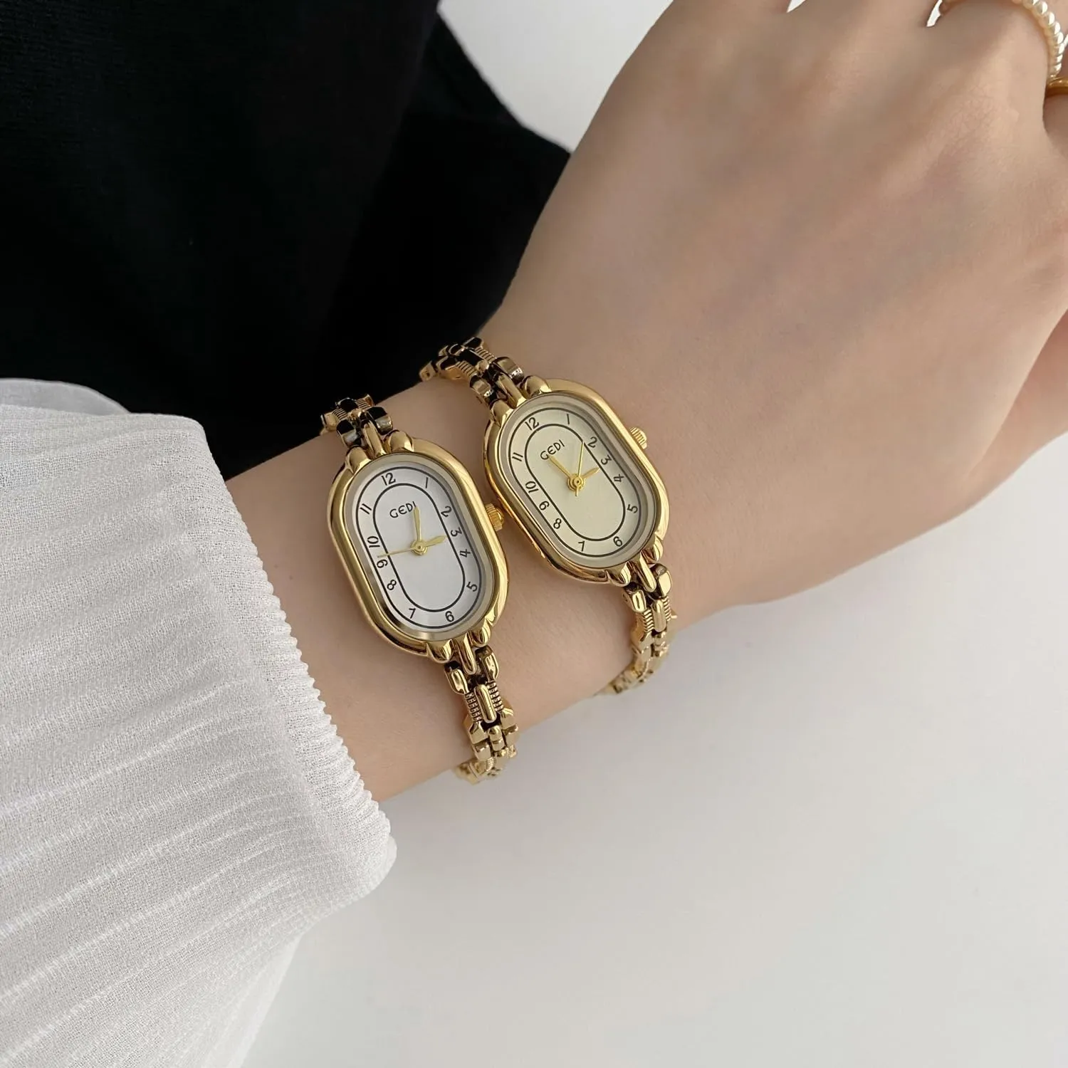 FANMIS Women's Vintage Oval Watches Luxury Minimalism Bracelet Small Gold Watch Ladies Analog Waterproof Watch Fashion Bangle Bracelet Dress Watch with Stainless Steel Band