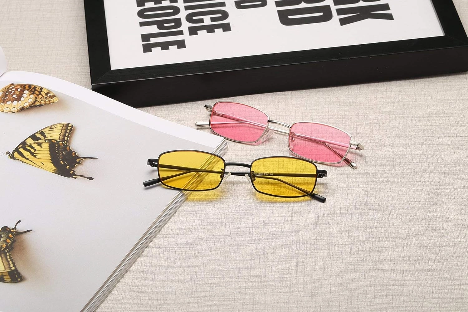 FEISEDY Vintage Small Rectangle Sunglasses Women Men Retro Trendy Square Metal Frame Sun Glasses B2295