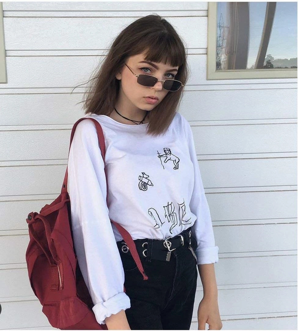 FEISEDY Vintage Small Rectangle Sunglasses Women Men Retro Trendy Square Metal Frame Sun Glasses B2295