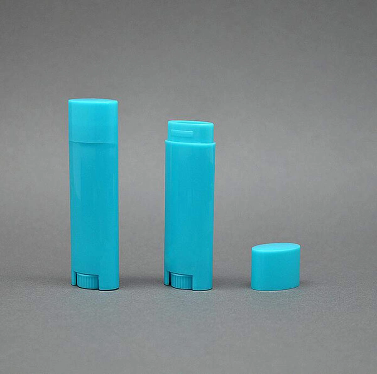 FZBNSRKO 5ml 50Pcs Empty Oval Deodorant Lip balm Tubes Containers Twist-up Refillable Containers for Lipstick,Chapstick,Homemade Lip balm,DIY Deodorants(Sky Blue)