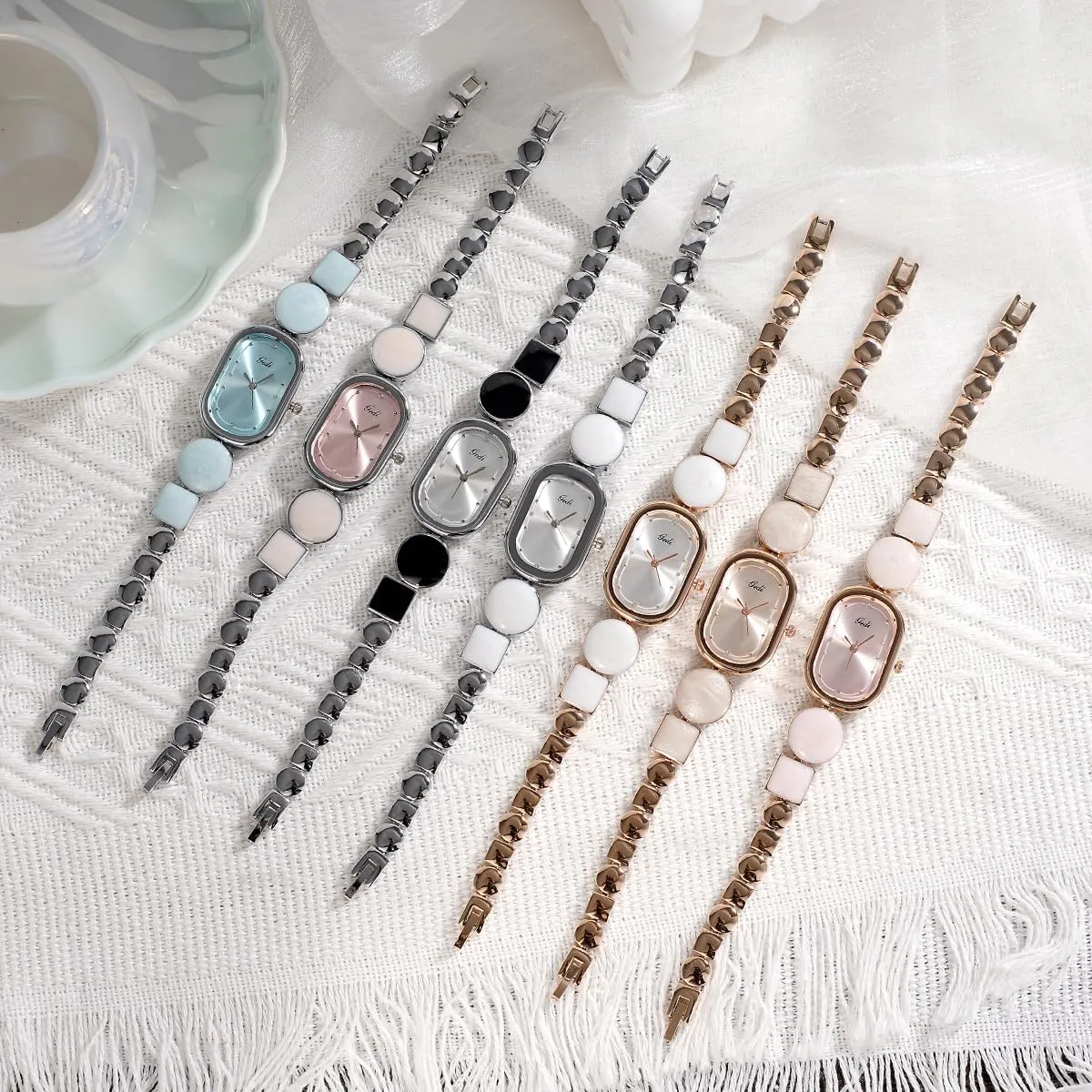 Gosasa Fashion Women's Quartz Watch - Elegant Irregular Bracelet Strap Analog Quartz Ladies Casual Dress Wristwatch with Oval Crystal Dial for Small Wrist