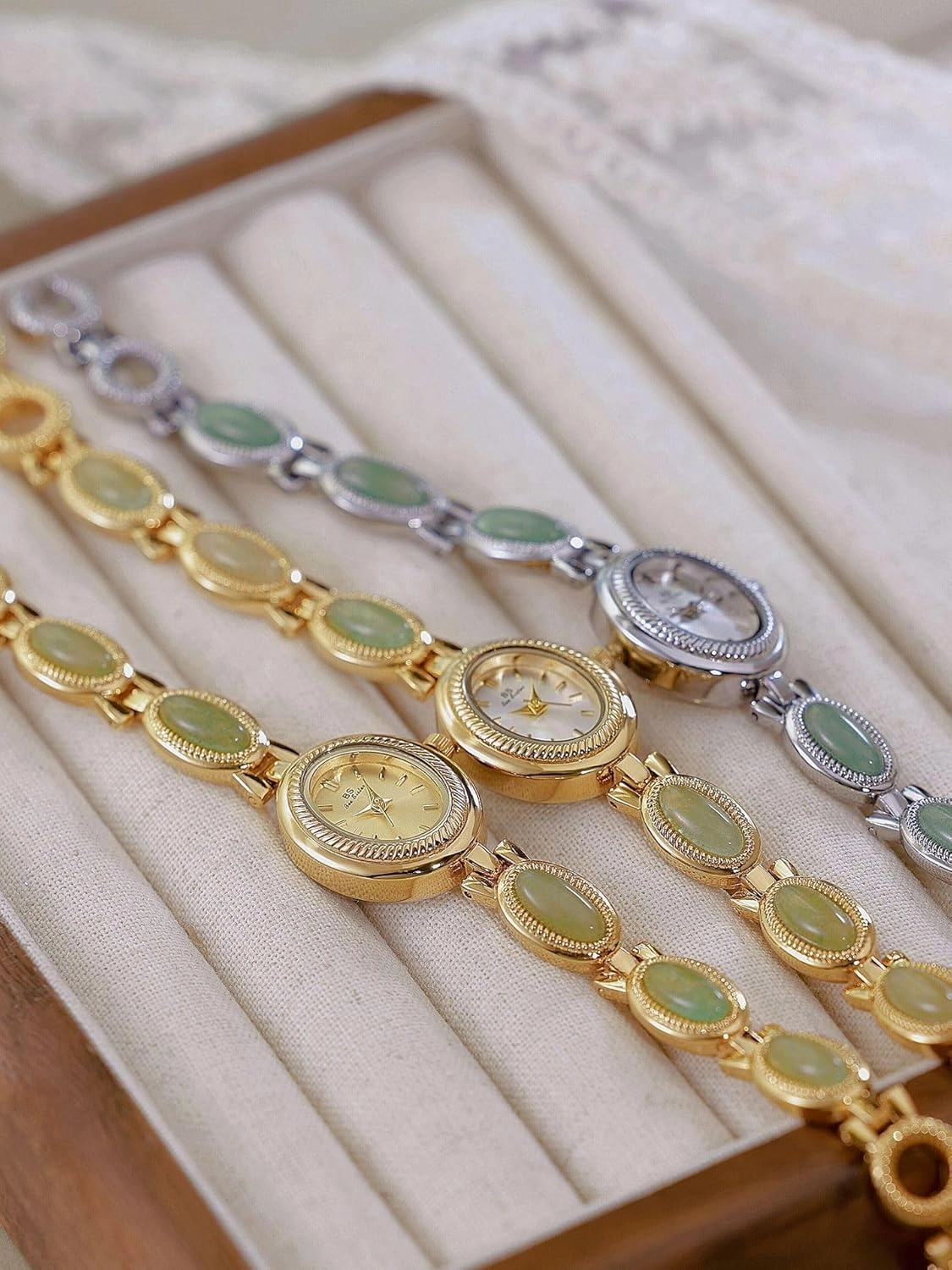 Gosasa Gold Watch for Women Vintage Bracelet Luxury Natural Gemstone Oval Dial Stainless Steel Waterproof Elegant Women's Analog Qaurtz Watch