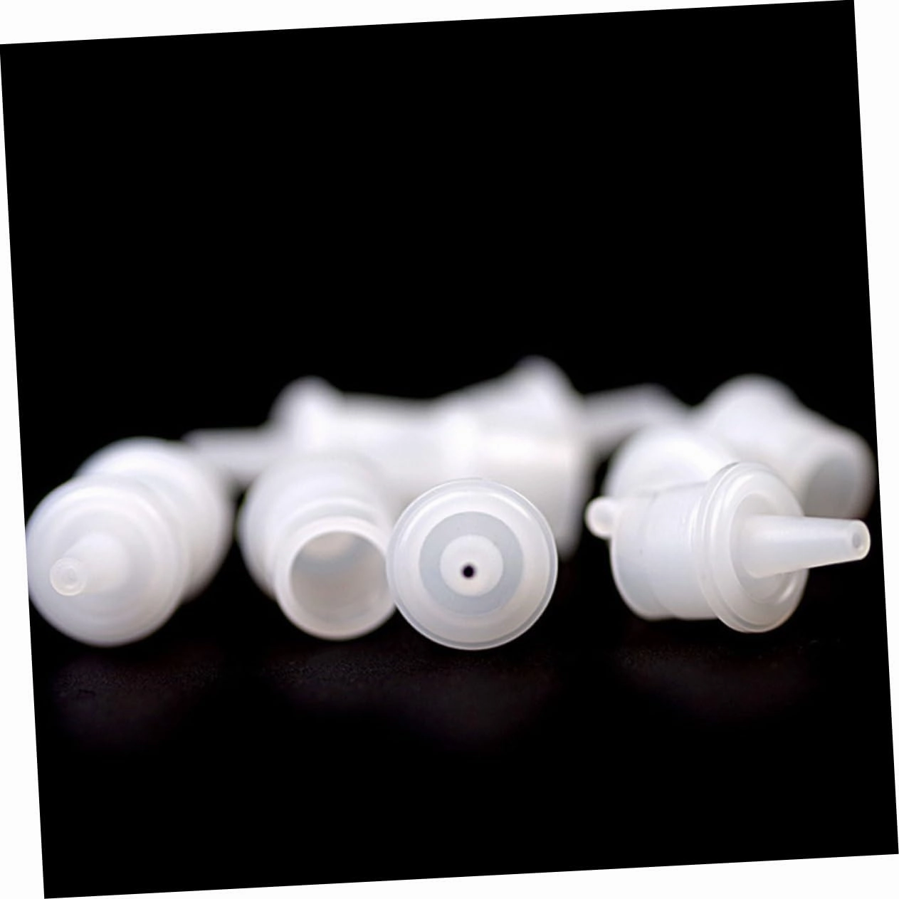 Hemoton 300pcs Eyelash Glue Bottle Mouth Practical Sealing Tips for Precision Application Lightweight Slim Design for Easy Use for Eyelash Extensions and Beauty Tools