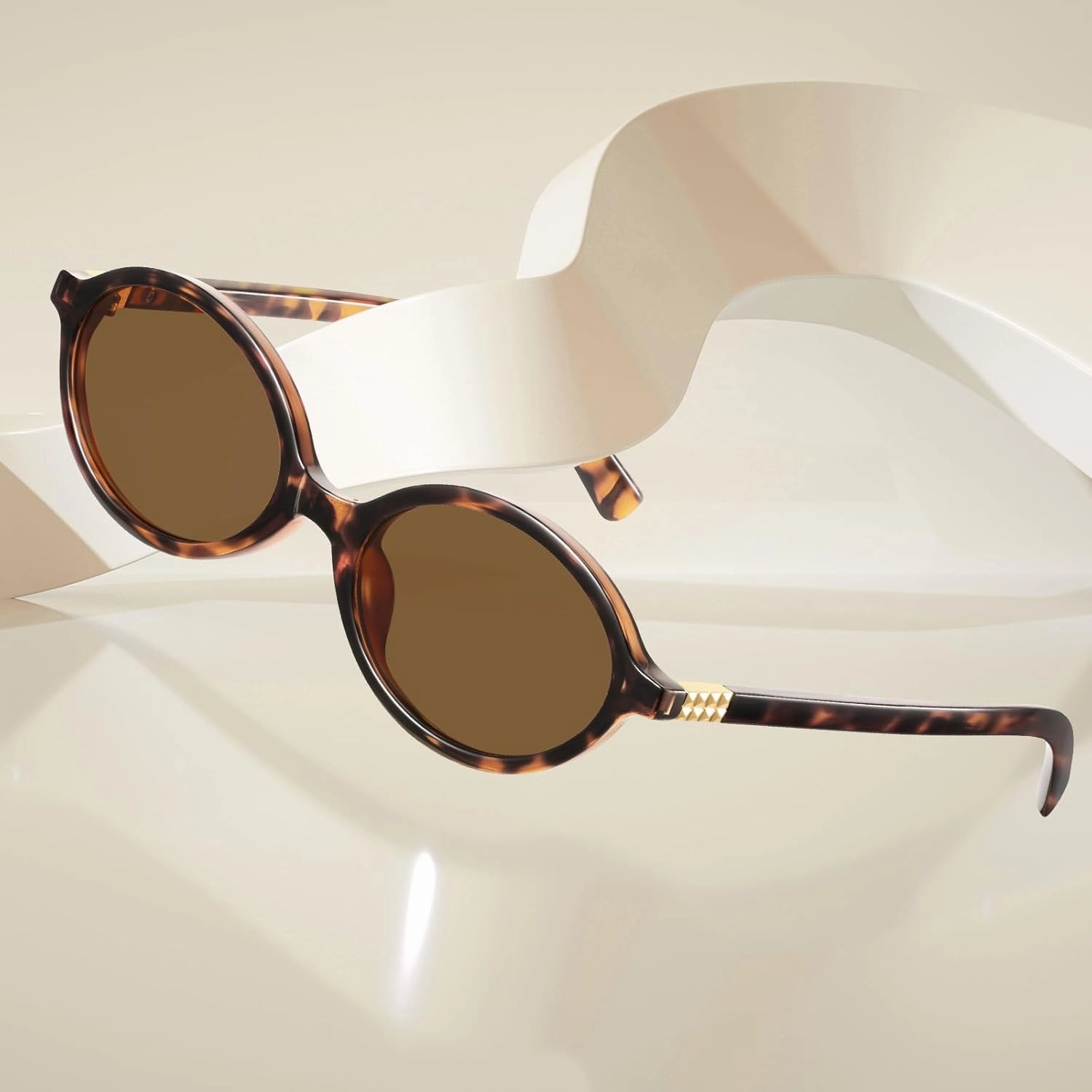 KUGUAOK Retro Oval Sunglasses for Women Trendy Small Frame 90s Sun Glasses UV Protection Y2k Fashion Shades