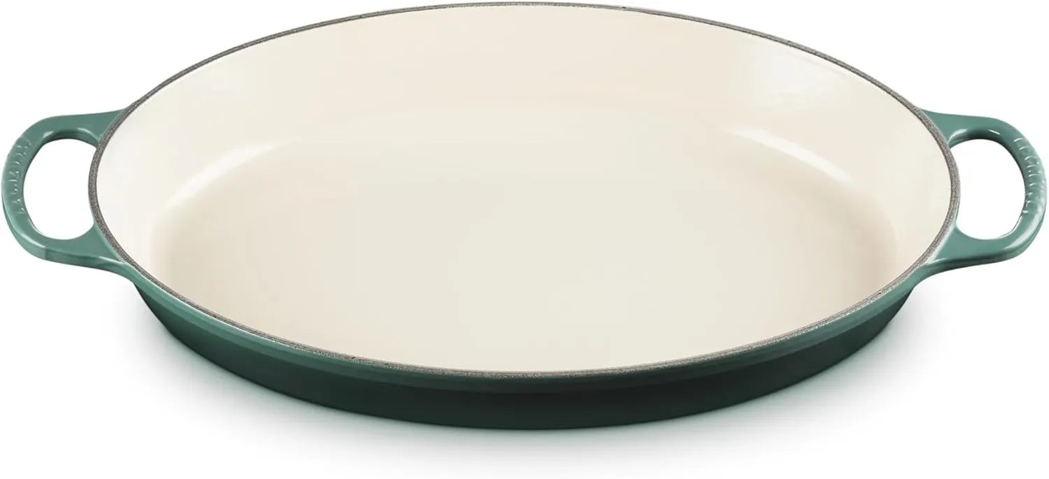 Le Creuset Enameled Cast Iron Signature Oval Baker, 3 qt., Artichaut