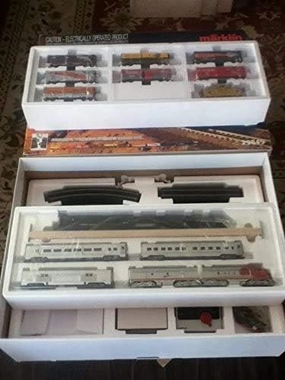MARKLIN HO PREMIUM DIGITAL AMERICAN STARTER (2)TRAINS BIGGEST SET 29849 W/SOUNDS FUNT., U.P. BIG BOY 8 CARS S.FE DIESELS EMD-F7 3 AL.COACHS WIDE OVAL R3 W/SWITCHES DIG.TRANSF.110V. DIG.CONTROLS ACCES.