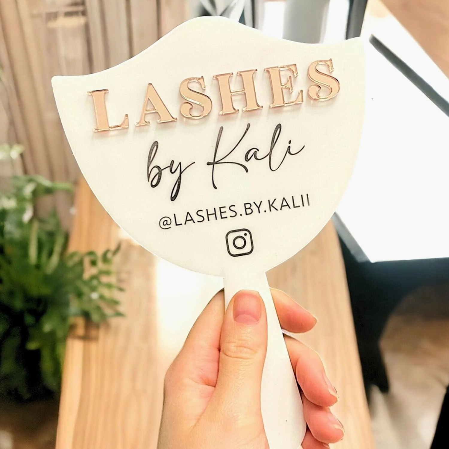 Personalized Lash Mirror, Custom Eyelash Photo Prop Esthetician Gift, Personalised Handheld Mirror For Social Media Prop, Custom Esthetician Gifts For Beauty Studio Gift Aesthetic Beauty Sign(Black)