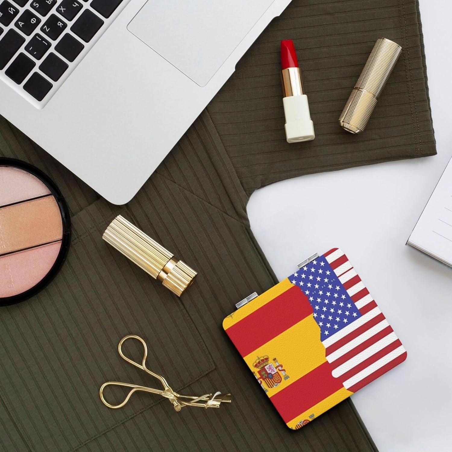 Portable Pocket Makeup Mirror American Spain Flag Travel Cosmetic Mirror Square Print Magnifying Compact Mirror for Eyelash