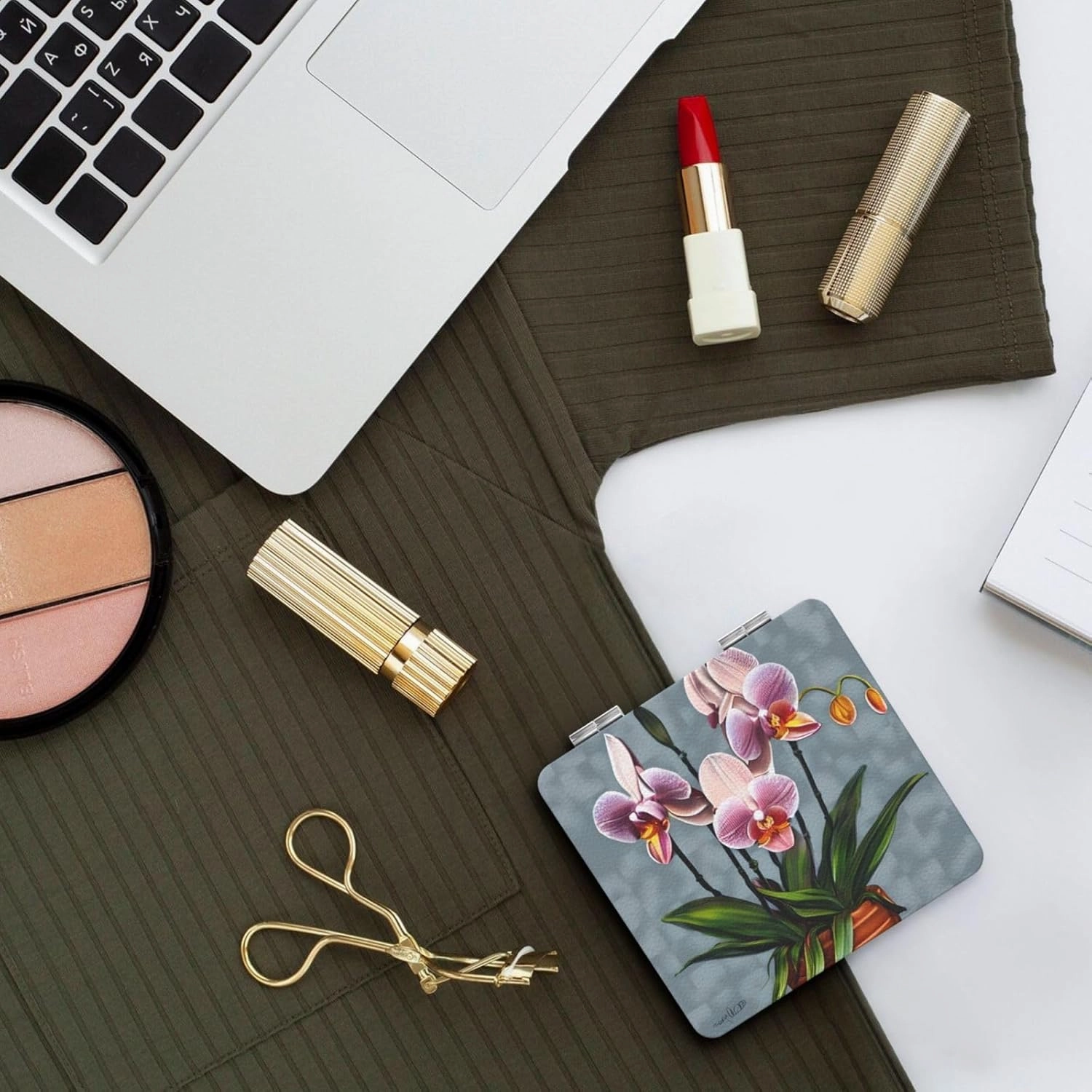 Portable Pocket Makeup Mirror Blooming Orchids Travel Cosmetic Mirror Square Print Magnifying Compact Mirror for Eyelash