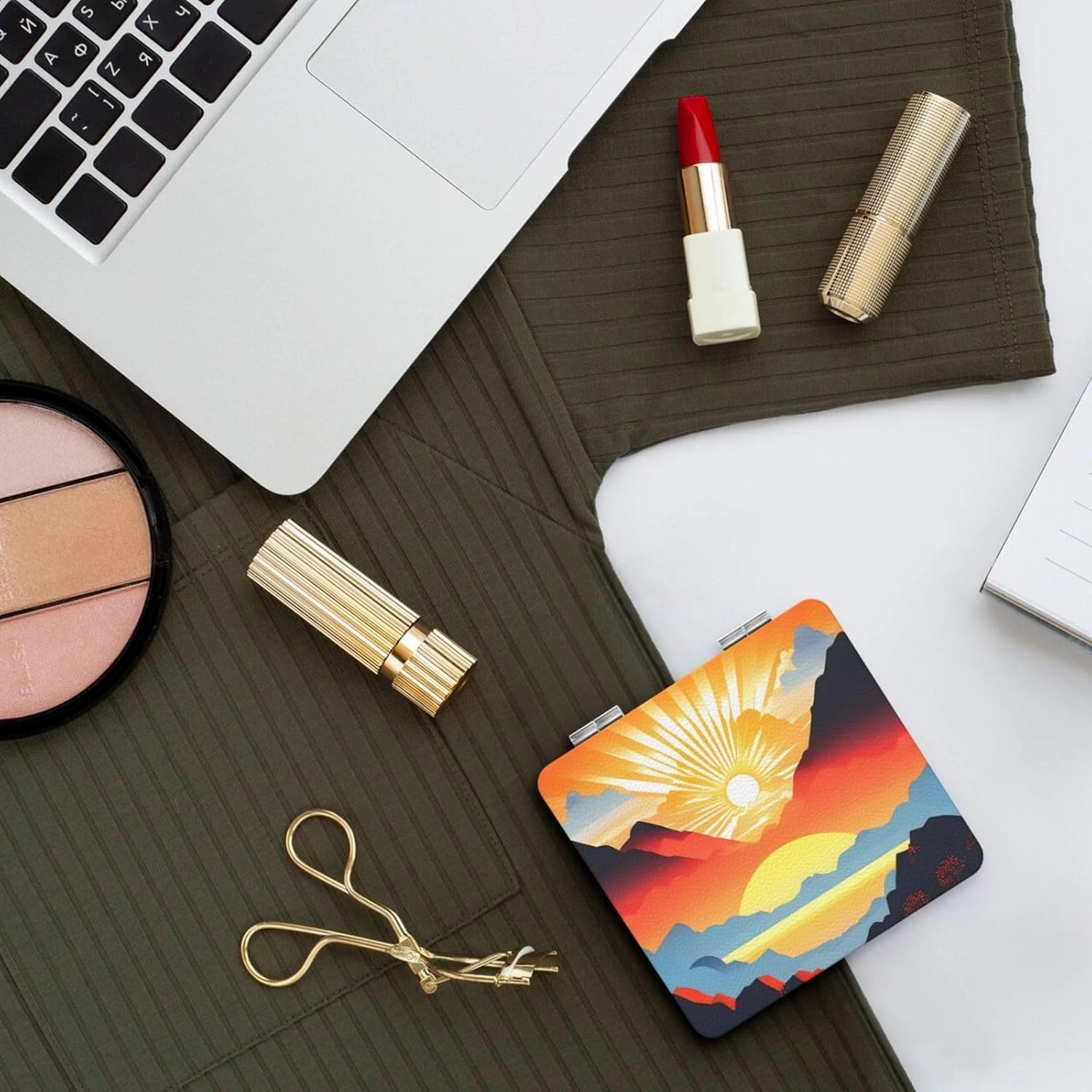 Portable Pocket Makeup Mirror Bright Sunrise Travel Cosmetic Mirror Square Print Magnifying Compact Mirror for Eyelash
