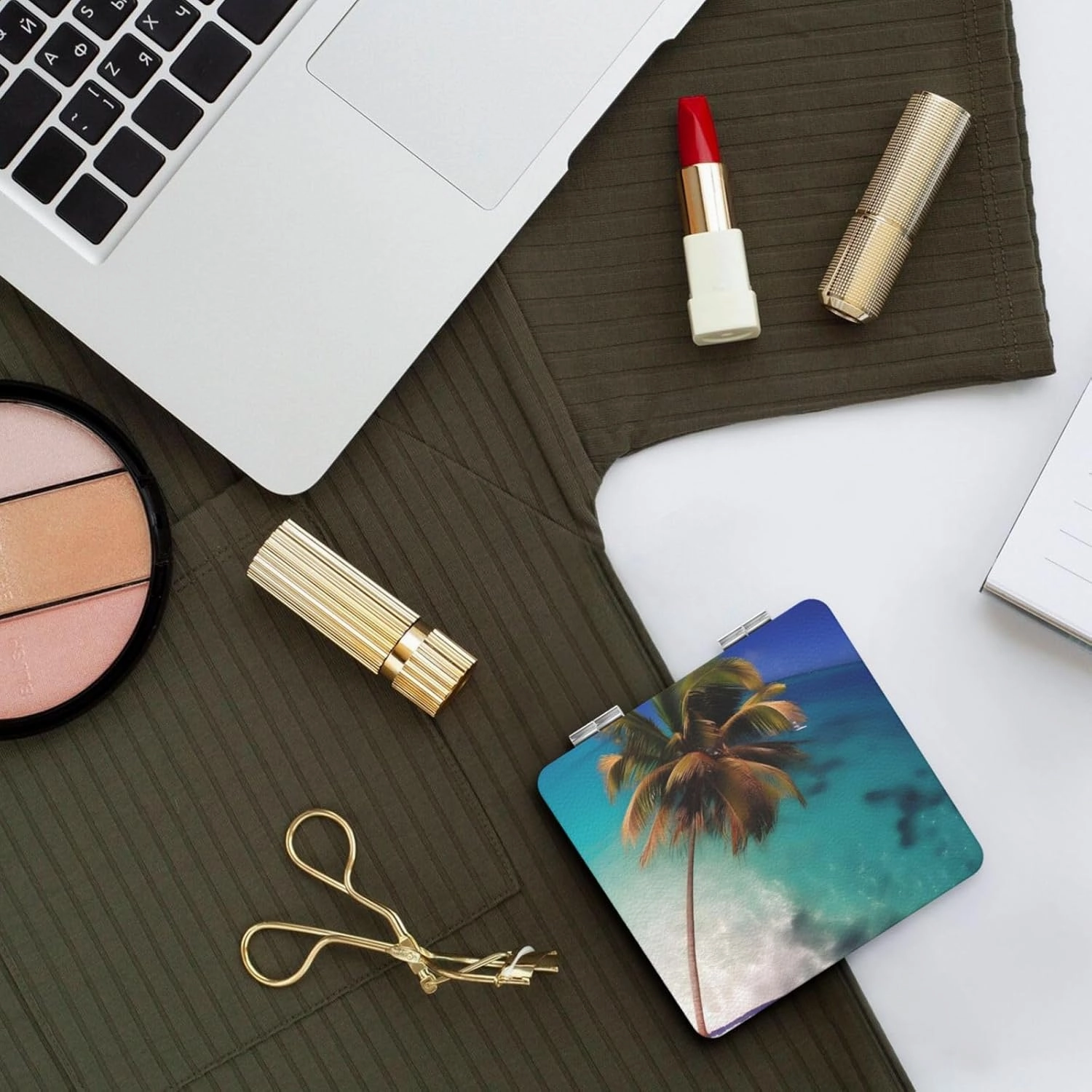 Portable Pocket Makeup Mirror Caribbean Islands Travel Cosmetic Mirror Square Print Magnifying Compact Mirror for Eyelash