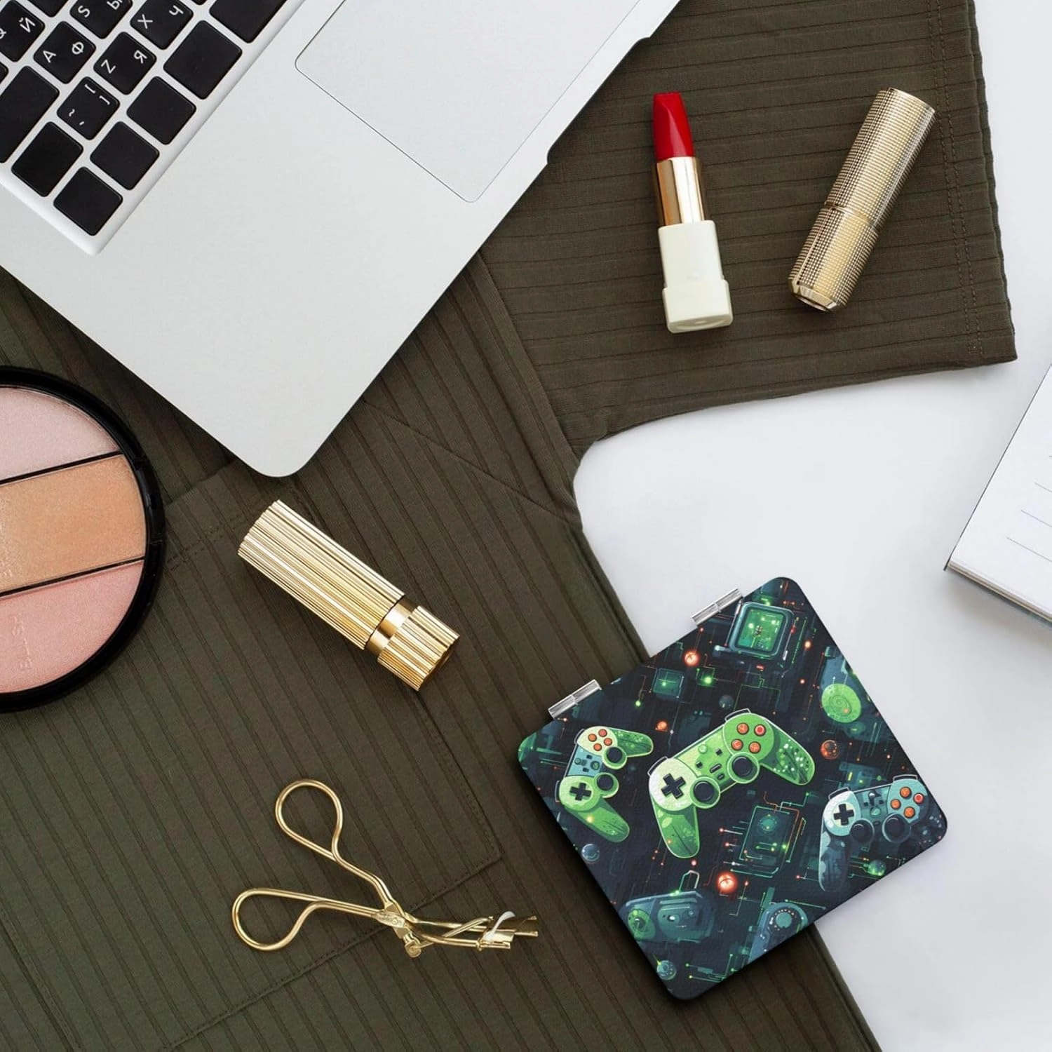 Portable Pocket Makeup Mirror Gamepad Circuit Version Travel Cosmetic Mirror Square Print Magnifying Compact Mirror for Eyelash