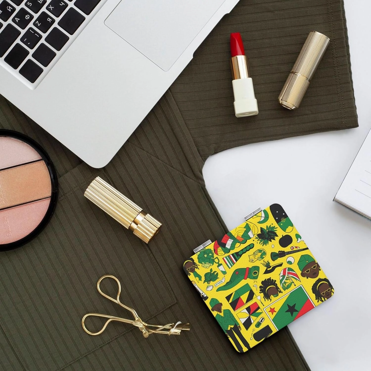 Portable Pocket Makeup Mirror Jamaican Elements Travel Cosmetic Mirror Square Print Magnifying Compact Mirror for Eyelash