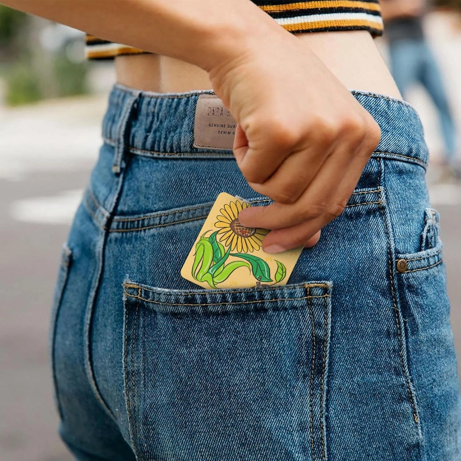 Portable Pocket Makeup Mirror Sunflower Seeds and Sunflowers Travel Cosmetic Mirror Square Print Magnifying Compact Mirror for Eyelash