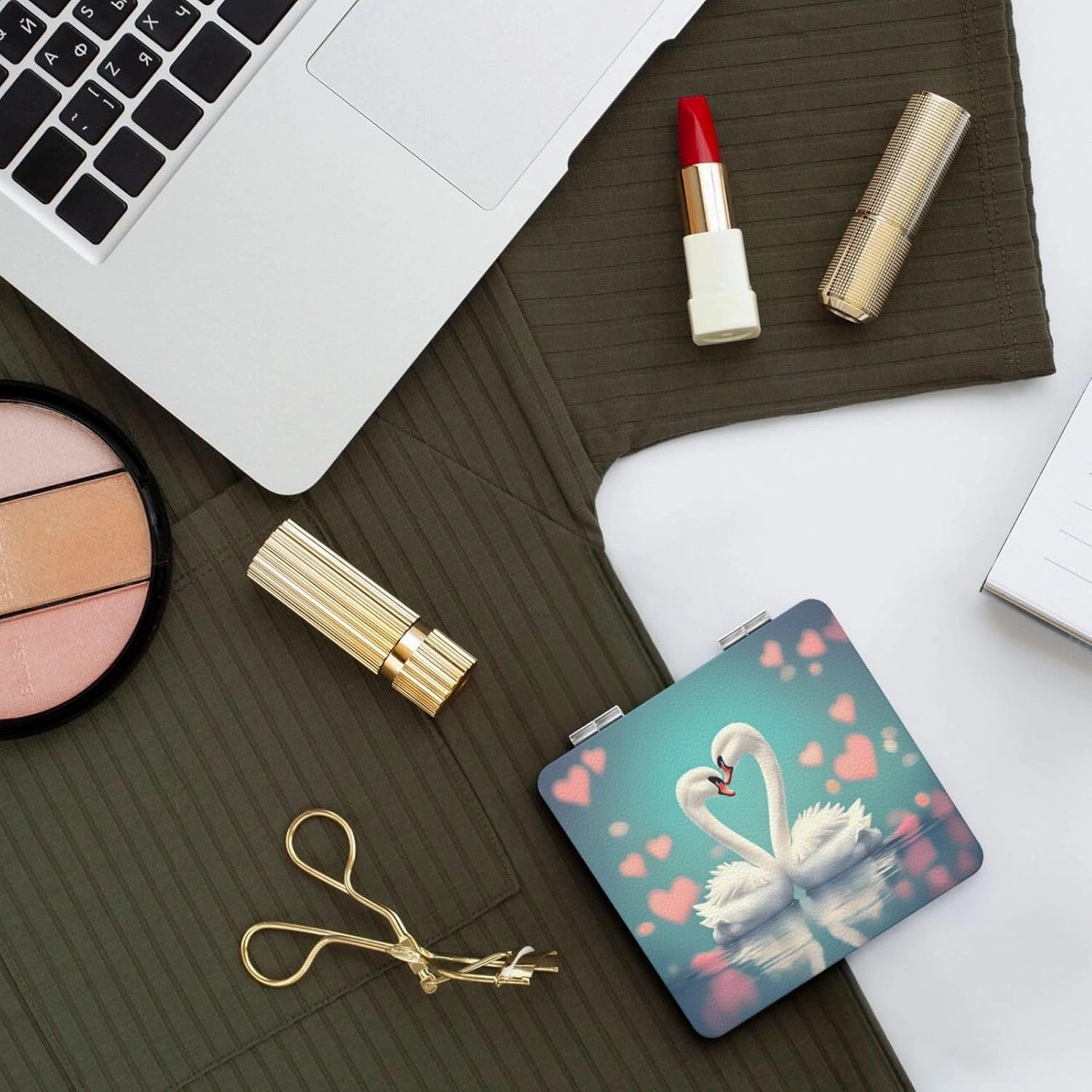 Portable Pocket Makeup Mirror The swan in Love Travel Cosmetic Mirror Square Print Magnifying Compact Mirror for Eyelash