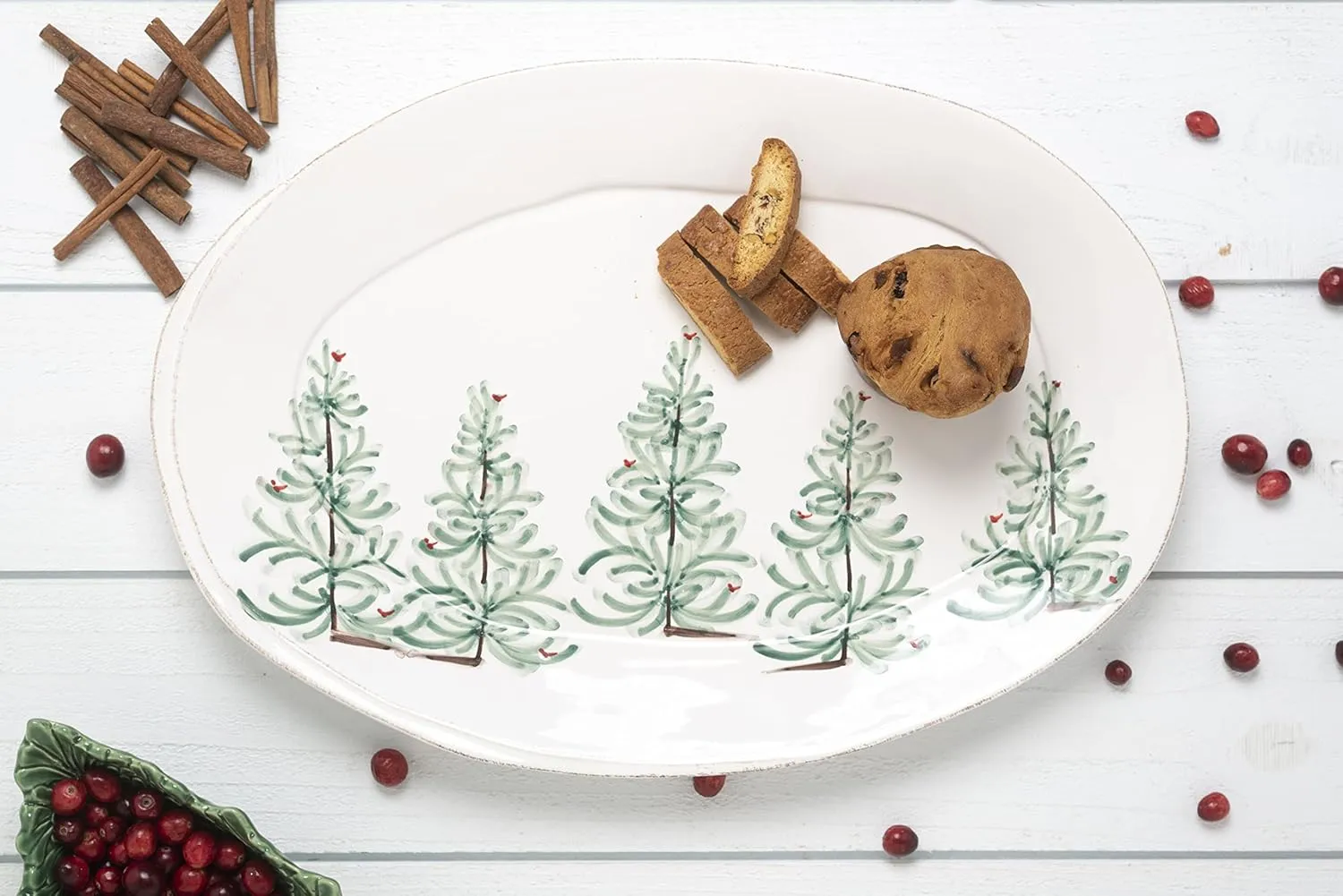 Vietri Lastra Holiday Wite and Green Oval Platter, 18.5" L Stoneware Serving Plate for Steak Salad Dessert & Snack
