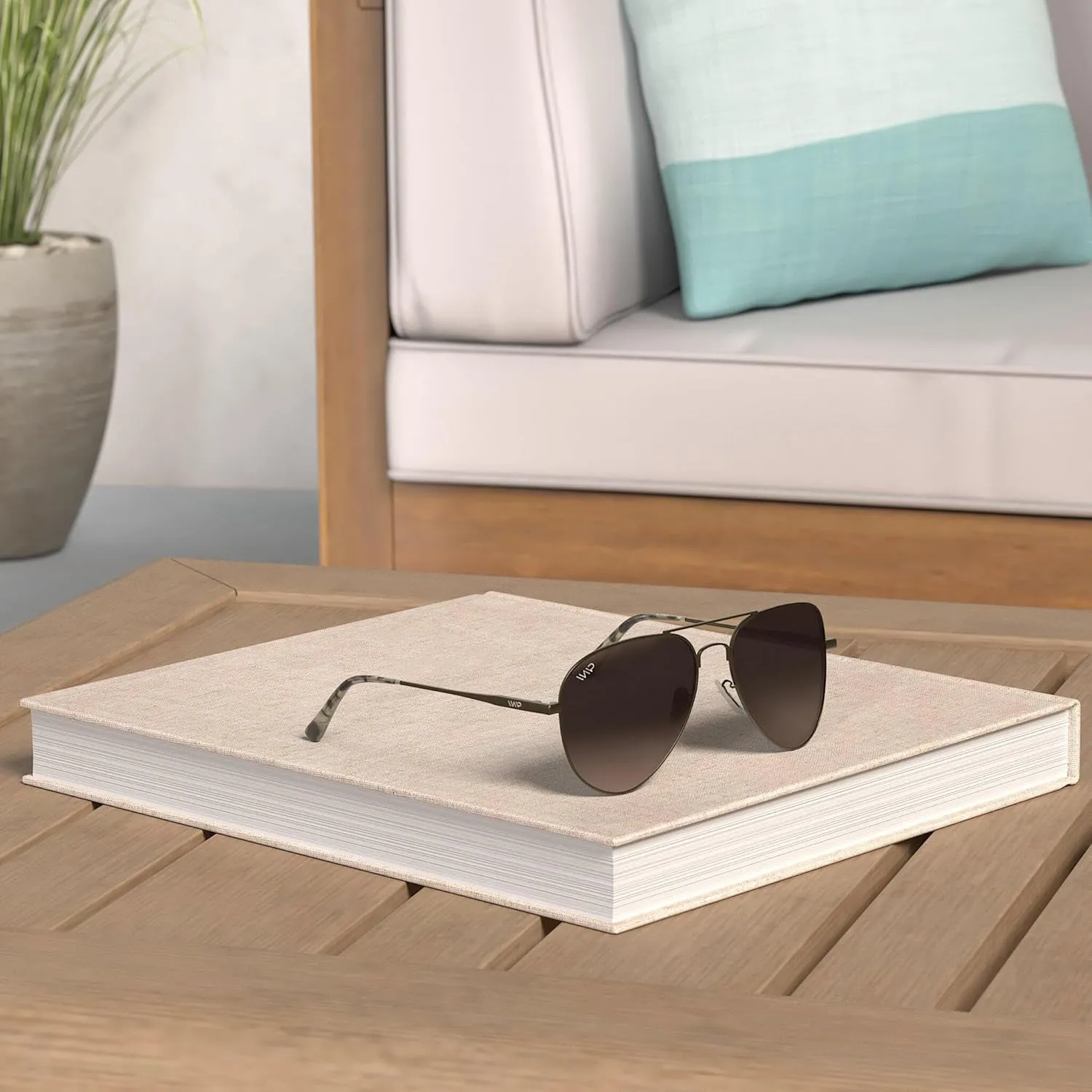 WearMe Pro - Polarized Pilot Style Classic Aviator Sunglasses